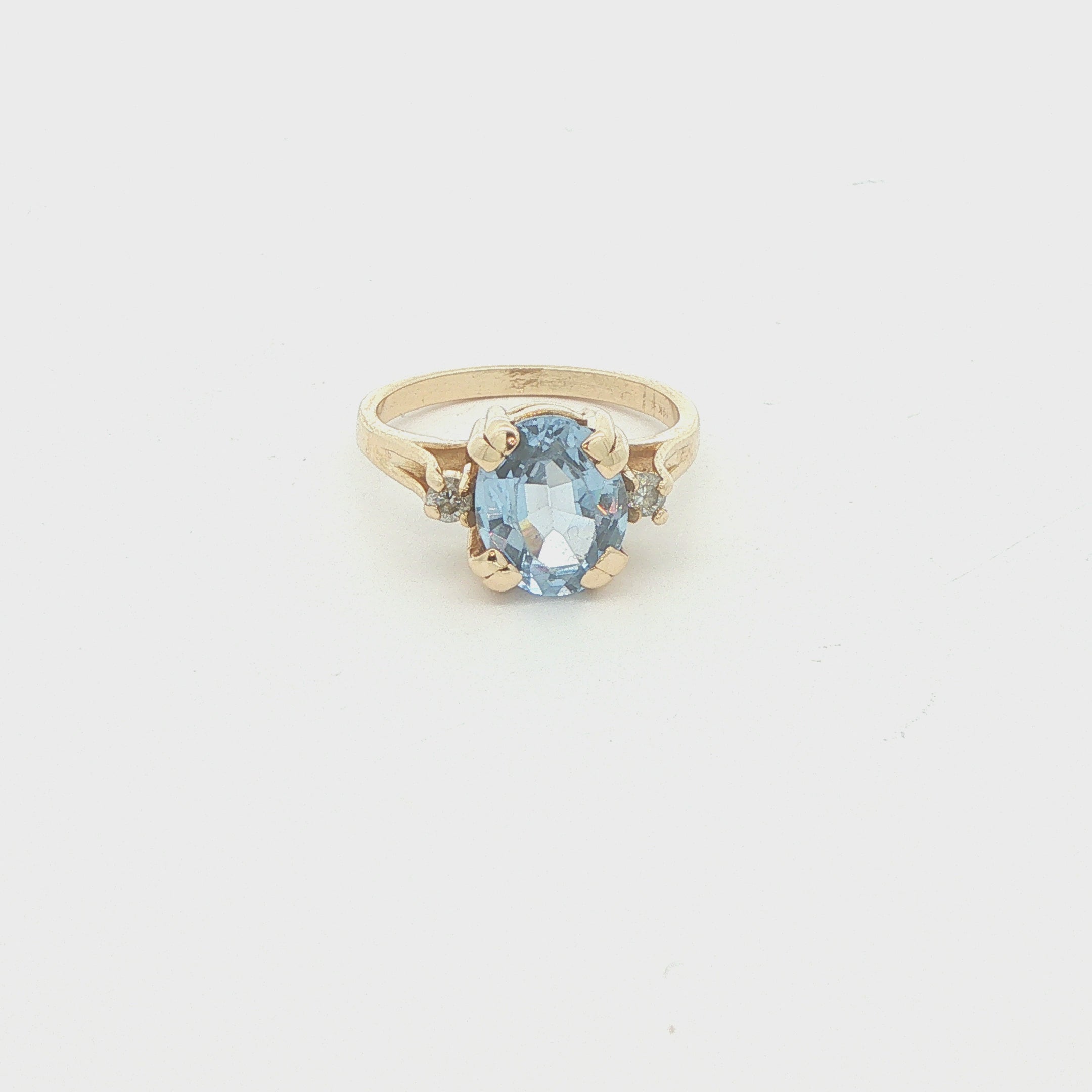 Circa 1950s Approx. 2.5 CT Natural Aquamarine & Mine-Cut Diamond 14K Gold Ring