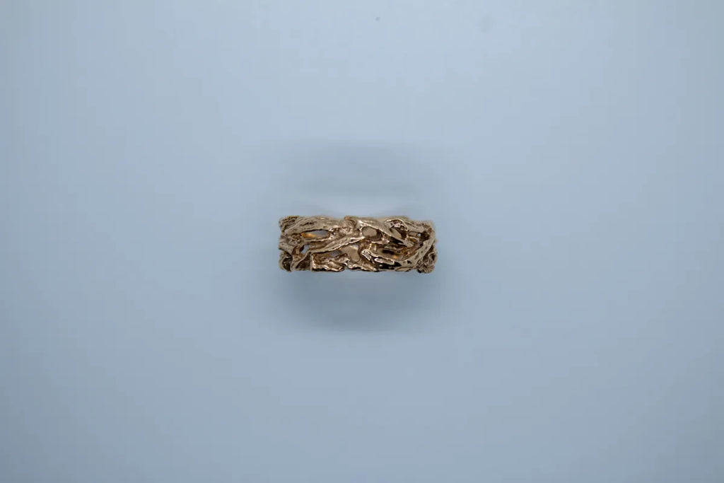 14 K Y/G Sculpture Wedding Band