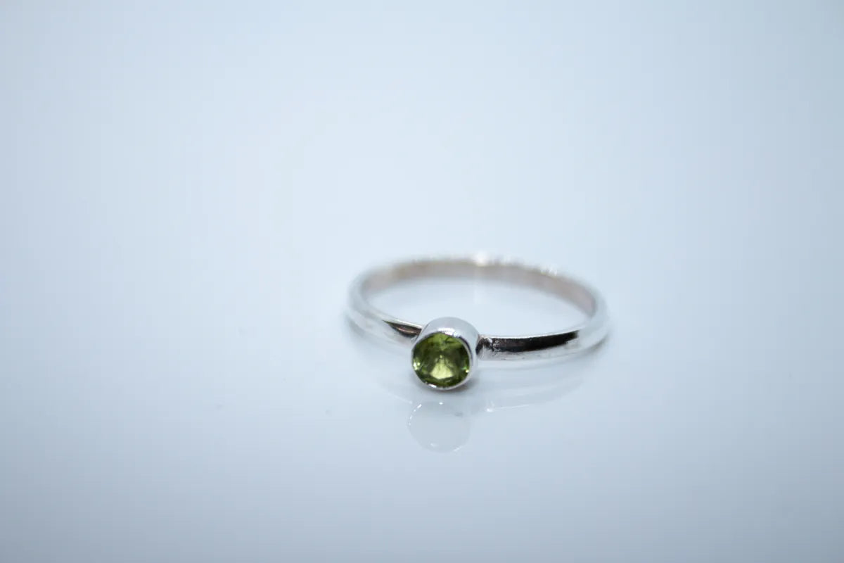 Sterling Silver Peridot Ring