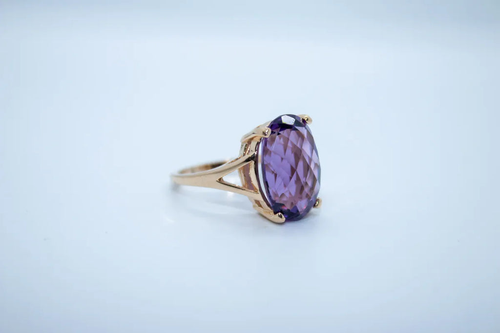14 K Y/G Amethyst Ring