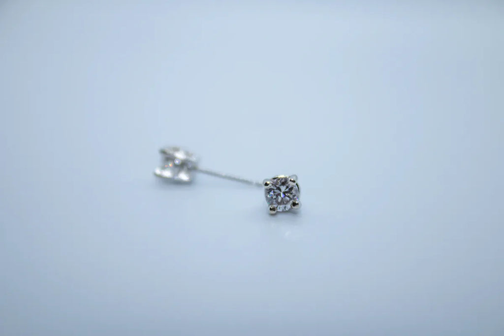 14 K White Gold Diamond Stud Earrings