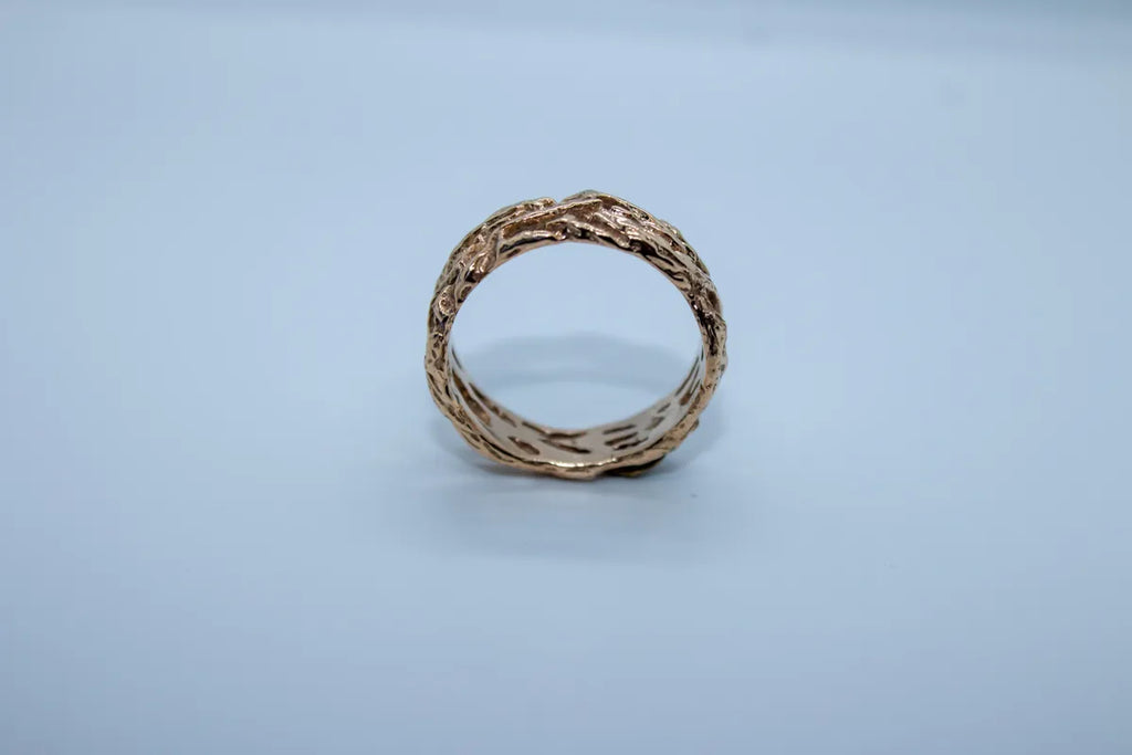 14 K Y/G Sculpture Wedding Band