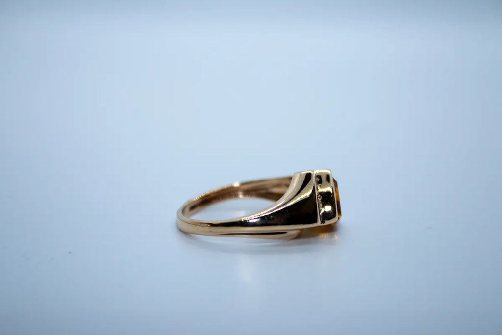 10 K Y/G Topaz and Diamond Ring